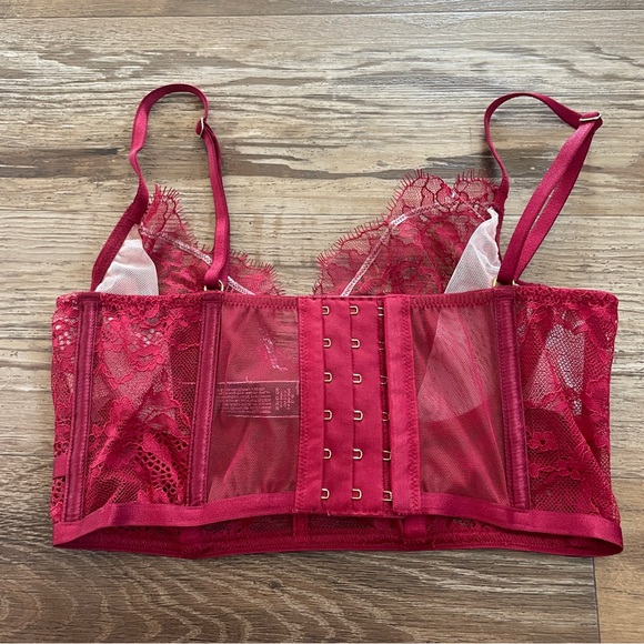 Victorias Secret Very Sexy unlined lace Demi 32C - Picture 3 of 6